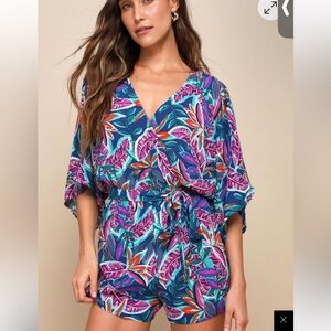 NWOT Lulu's Multicolor Tropical Print romper
